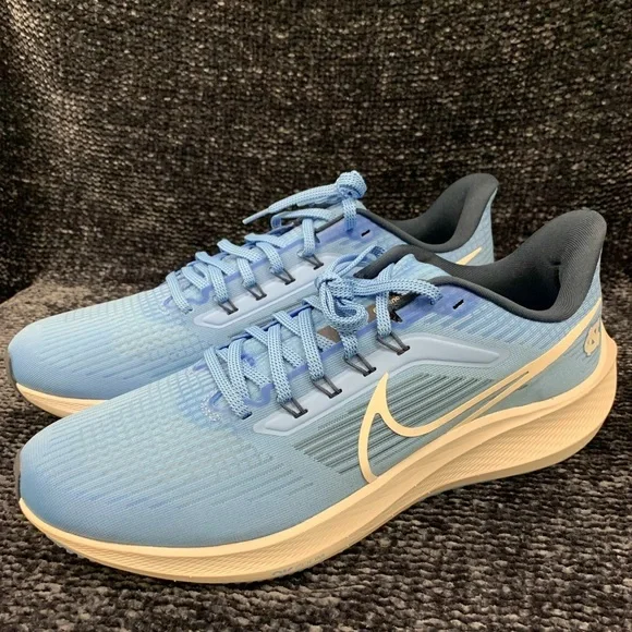 Nike Zoom Pegasus 39 ‘UNC’